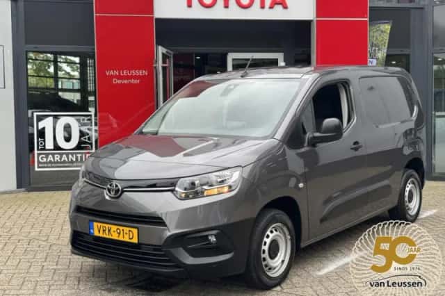 Toyota ProAce City (2022) thumbnail 4