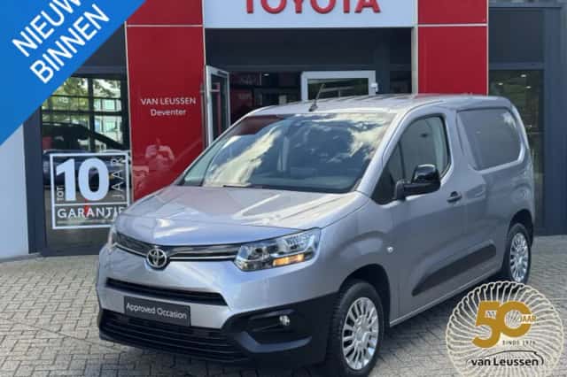 Toyota Proace (2023) thumbnail 1