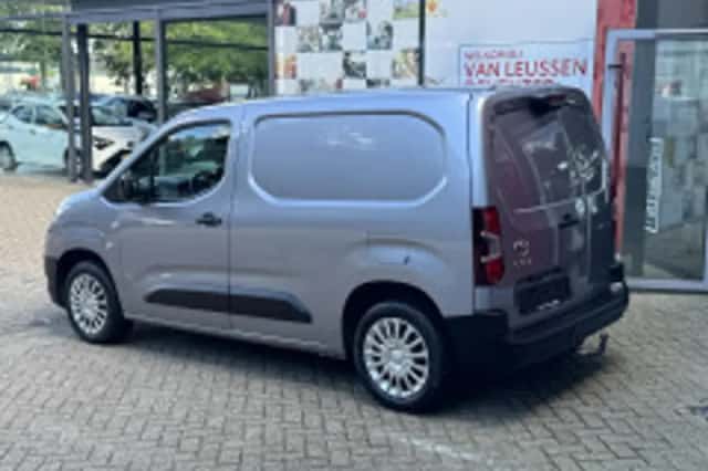 Toyota Proace (2023) thumbnail 4