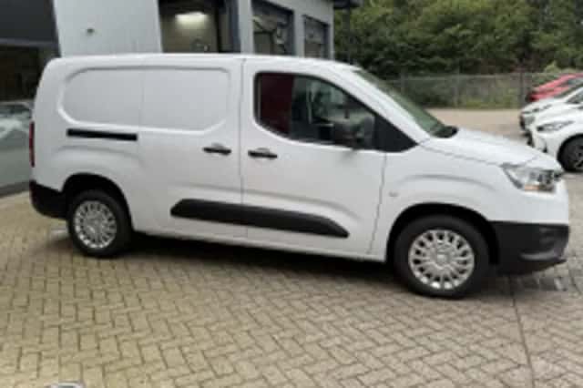 Toyota Proace (2024) thumbnail 5