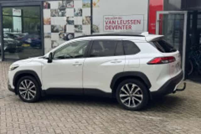 Toyota Corolla Cross (2023) thumbnail 4