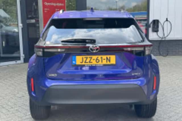 Toyota Yaris Cross (2024) thumbnail 6
