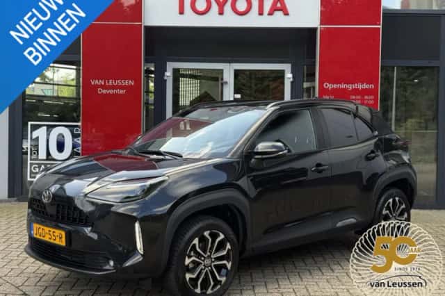 Toyota Yaris Cross (2025) thumbnail 1