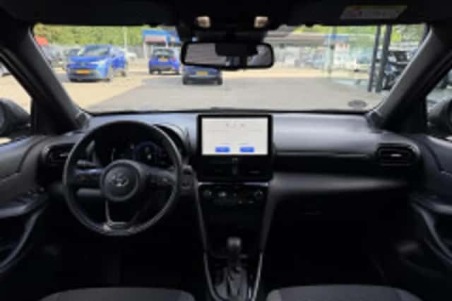 Toyota Yaris Cross (2025) thumbnail 6