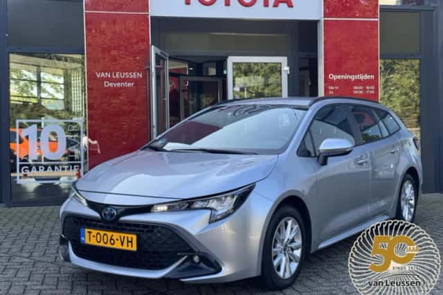 Toyota Corolla (2023) thumbnail 1