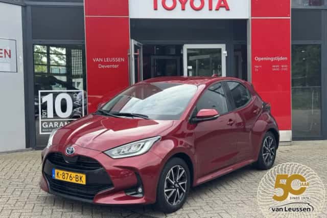 Toyota Yaris (2020) thumbnail 1
