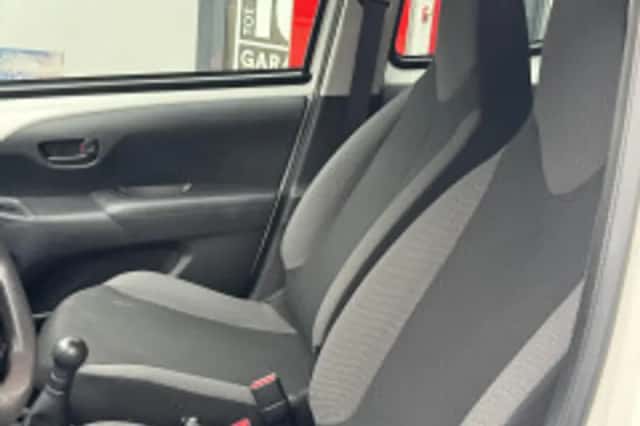 Toyota Aygo (2018) thumbnail 5