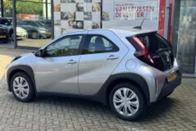 Toyota Aygo X (2022) thumbnail 4