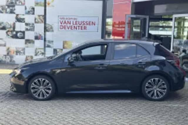 Toyota Corolla (2020) thumbnail 3