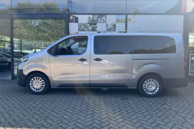 Toyota Proace (2024) thumbnail 2