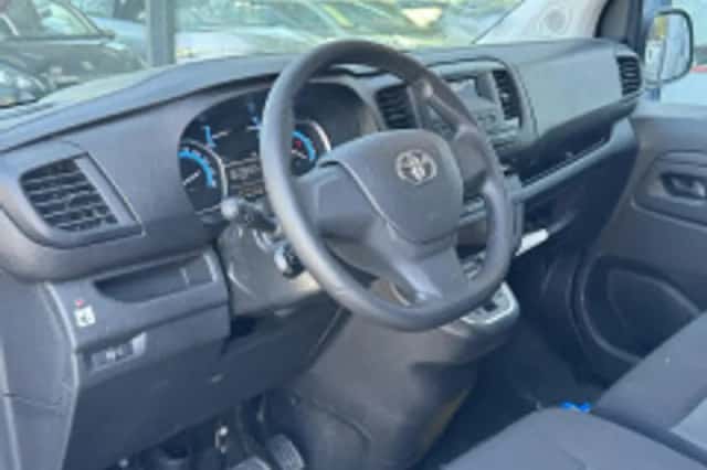 Toyota Proace (2024) thumbnail 6