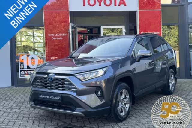 Toyota RAV4 (2024) thumbnail 1