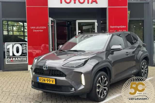 Toyota Yaris Cross (2022) thumbnail 2