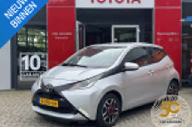 Toyota Aygo (2015) thumbnail 6