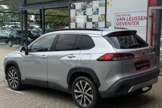 Toyota Corolla Cross (2023) thumbnail 2