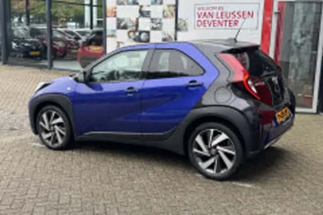 Toyota Aygo X (2022) thumbnail 4