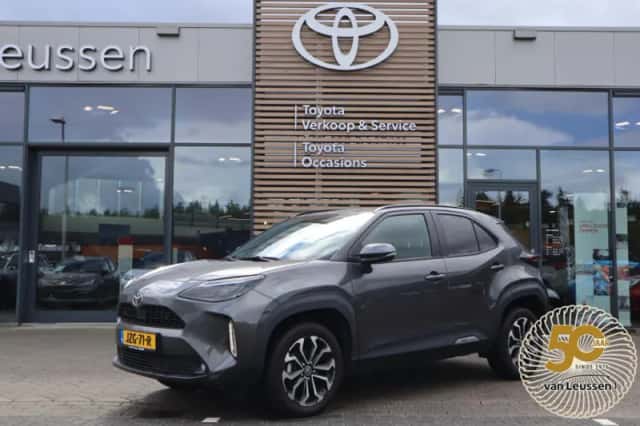 Toyota Yaris Cross (2025) thumbnail 1
