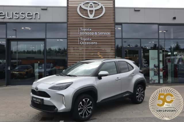 Toyota Yaris Cross (2025) thumbnail 1