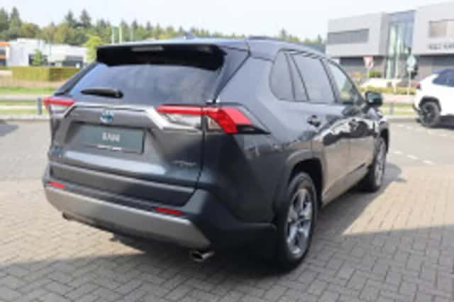 Toyota RAV4 (2024) thumbnail 6