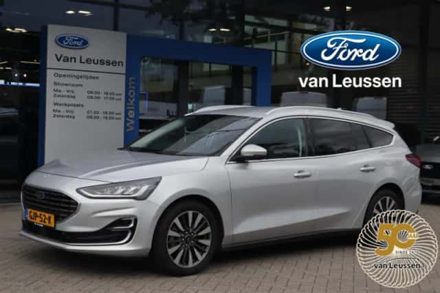 Ford Focus (2022) thumbnail 1