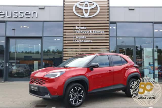 Toyota Yaris Cross (2026) thumbnail 1