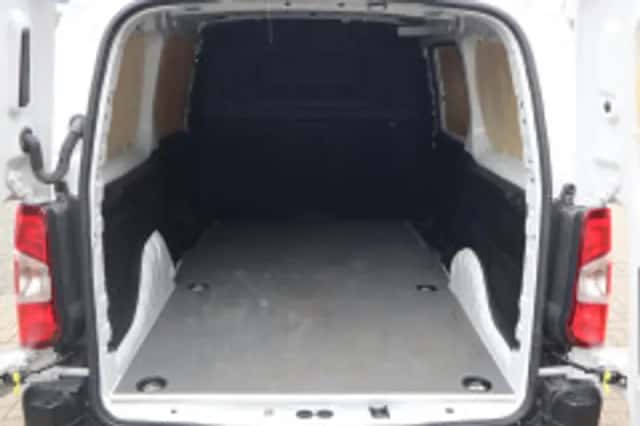 Toyota ProAce City (2024) thumbnail 5