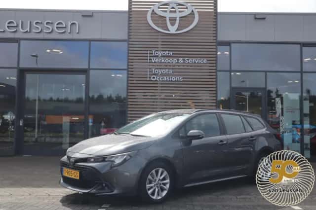 Toyota Corolla (2023) thumbnail 1