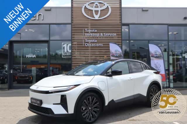 Toyota C-HR (2026) thumbnail 1