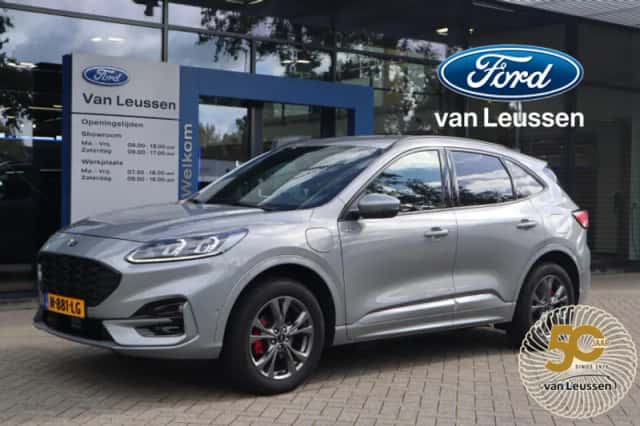 Ford Kuga (2021) thumbnail 1