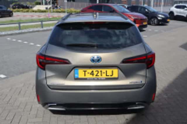 Toyota Corolla (2023) thumbnail 4