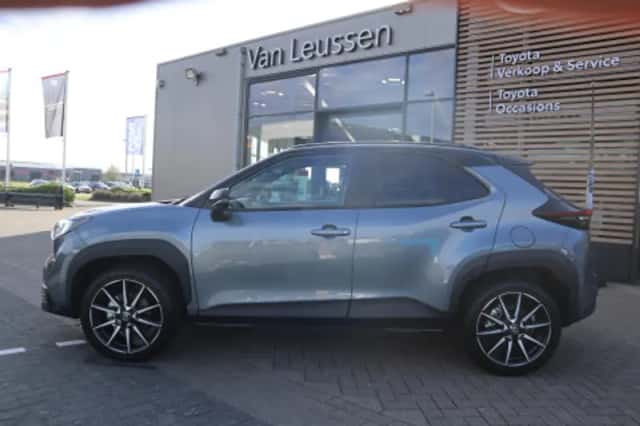 Toyota Yaris Cross (2026) thumbnail 2