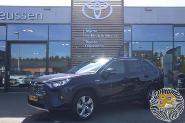 Toyota RAV4 (2019) thumbnail 1