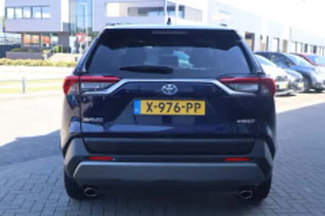 Toyota RAV4 (2019) thumbnail 4