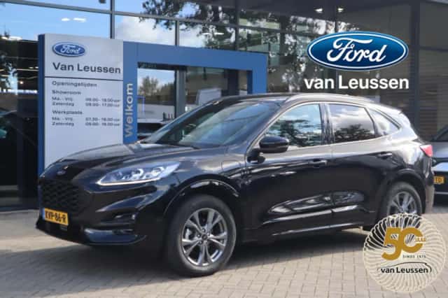 Ford Kuga (2023) thumbnail 1