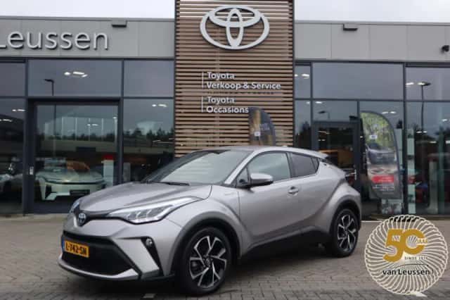 Toyota C-HR (2021) thumbnail 1