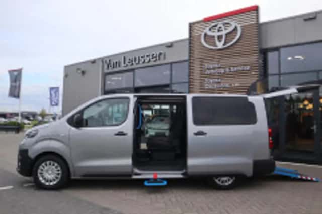Toyota Proace (2024) thumbnail 3