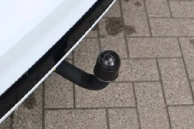 Ford Kuga (2023) thumbnail 5