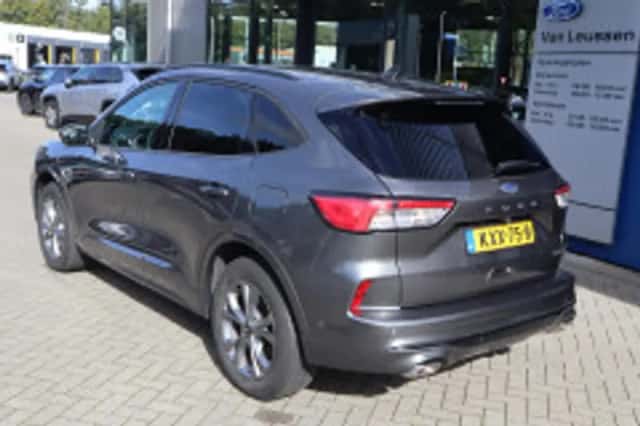 Ford Kuga (2023) thumbnail 3