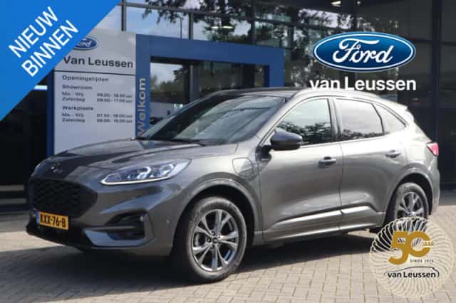 Ford Kuga (2023) thumbnail 1