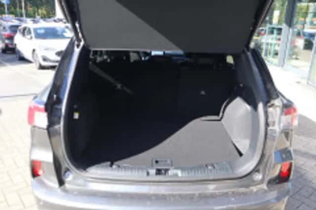 Ford Kuga (2024) thumbnail 5