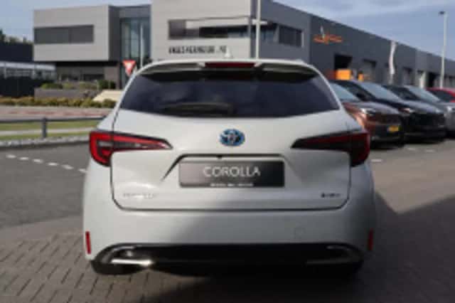 Toyota Corolla (2025) thumbnail 4