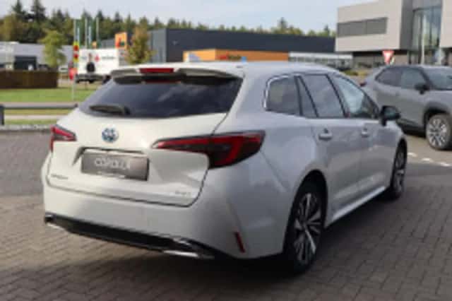 Toyota Corolla (2025) thumbnail 5
