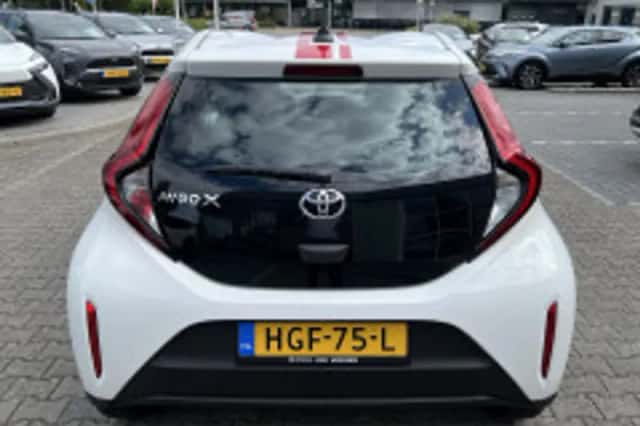 Toyota Aygo X (2025) thumbnail 6