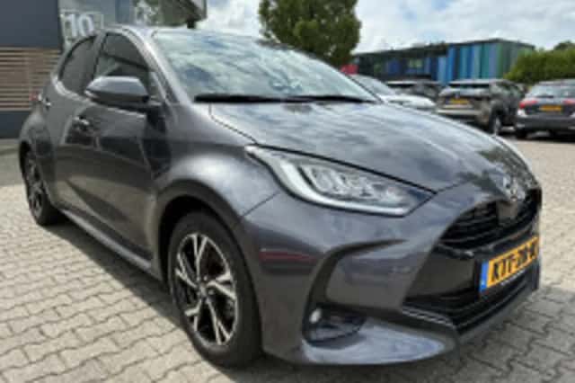 Toyota Yaris (2024) thumbnail 6