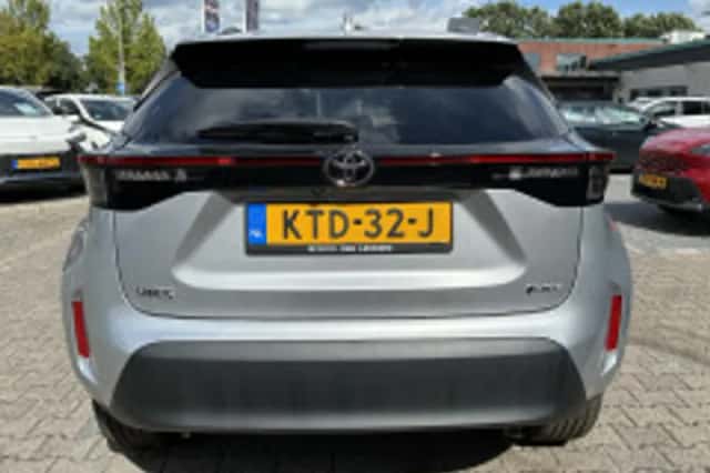 Toyota Yaris Cross (2025) thumbnail 4
