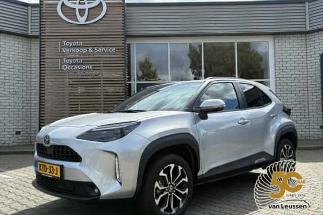 Toyota Yaris Cross (2025) thumbnail 1