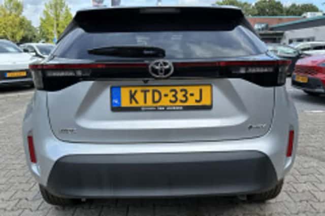Toyota Yaris Cross (2025) thumbnail 4