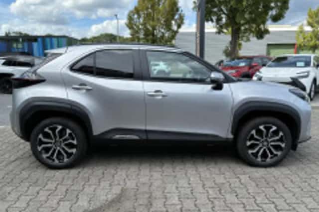Toyota Yaris Cross (2025) thumbnail 6