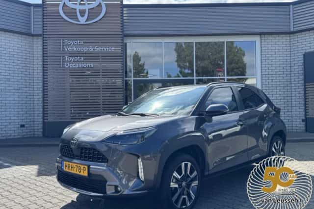 Toyota Yaris Cross (2025) thumbnail 1