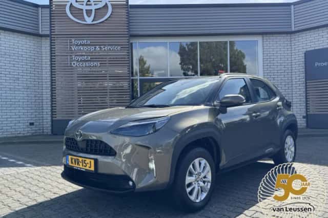 Toyota Yaris Cross (2025) thumbnail 1